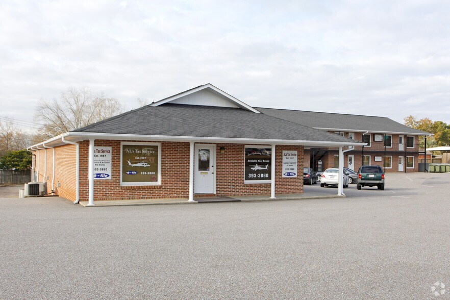 1247 Rucker Blvd, Enterprise, AL 36330