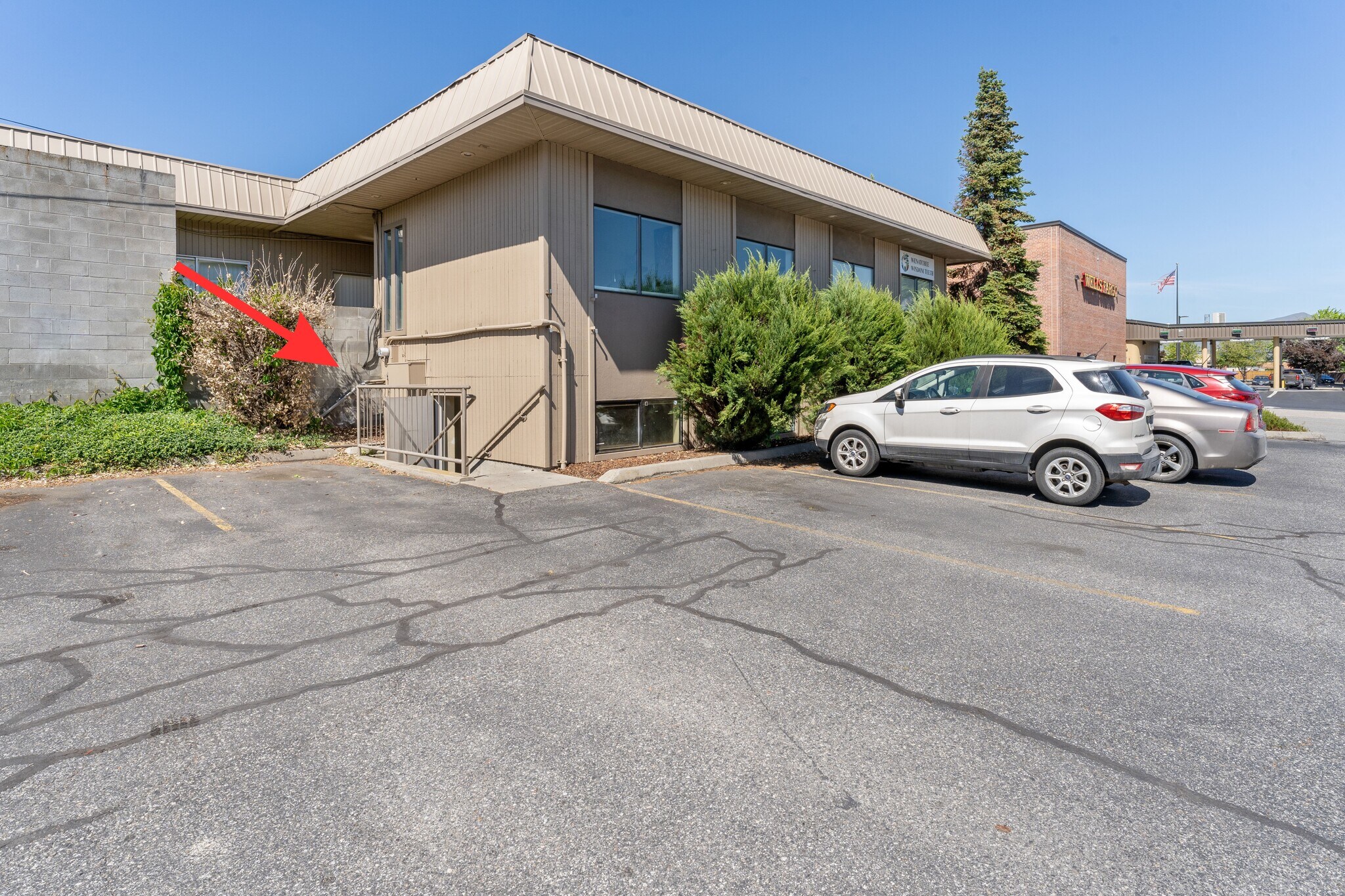 245 N Chelan Ave, Wenatchee, WA for sale Building Photo- Image 1 of 1