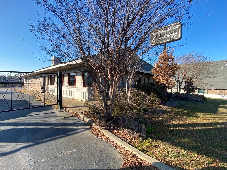 4745 I 55 N, Jackson, MS for sale - Primary Photo - Image 1 of 1