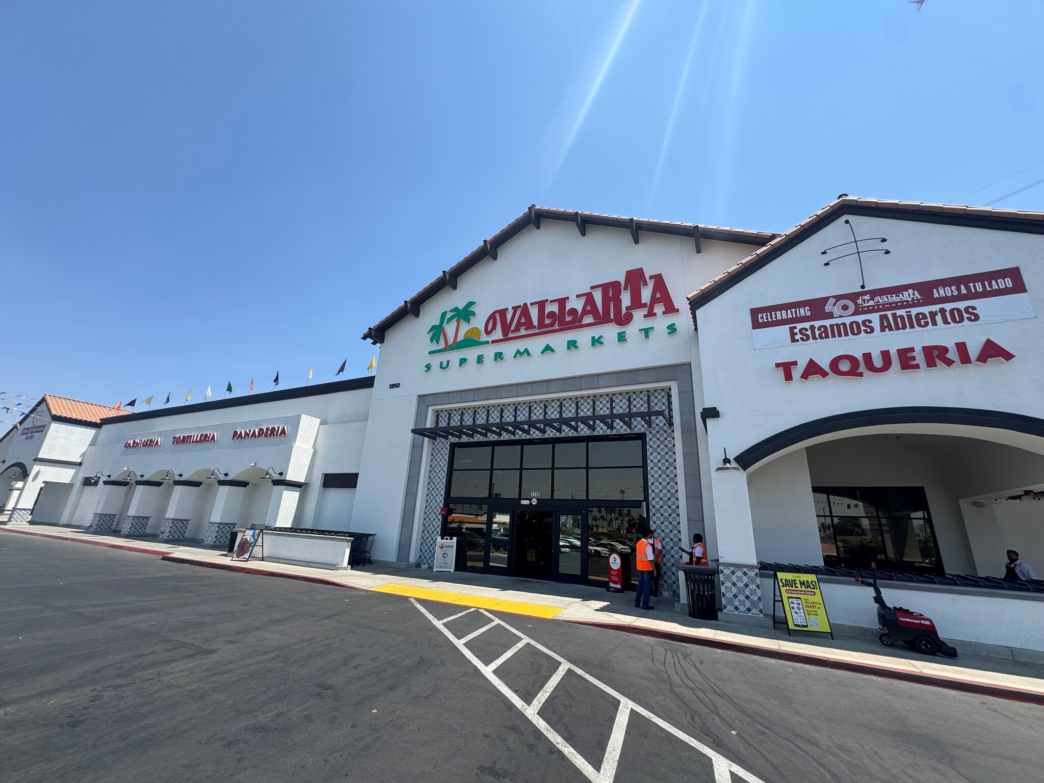 1200-1330 E Washington St, Colton, CA for lease Building Photo- Image 1 of 16
