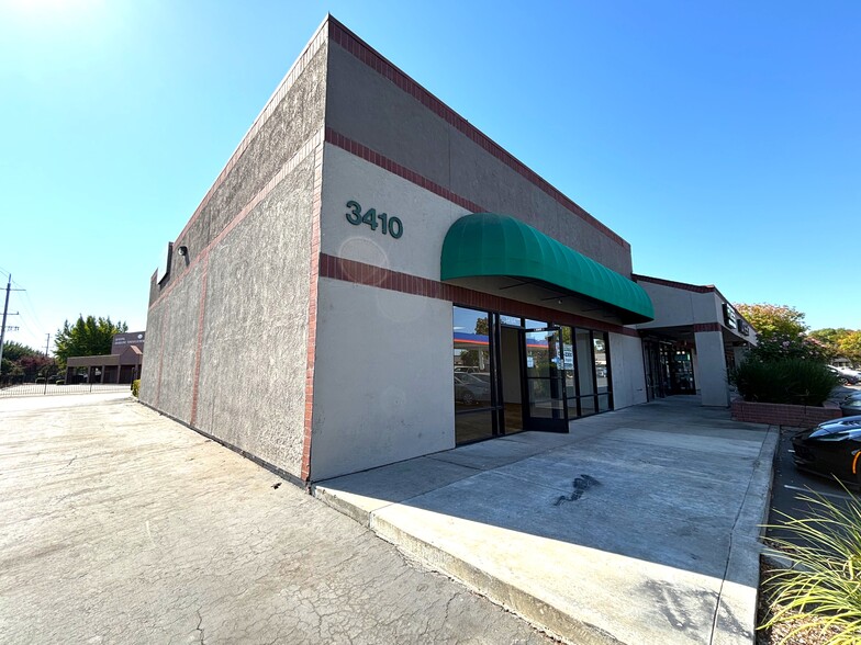 3410-3436 W Hammer Ln, Stockton, CA for lease - Building Photo - Image 1 of 26