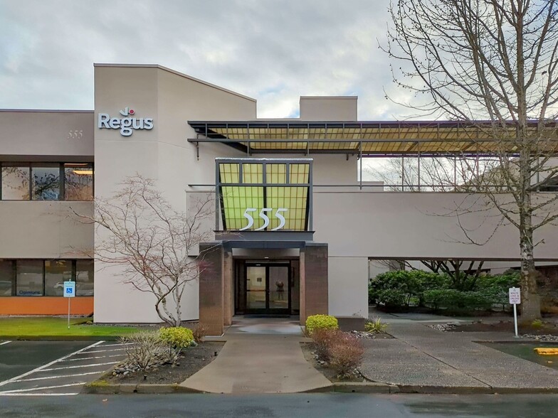 555 Andover Park W, Tukwila, WA for lease - Building Photo - Image 2 of 11