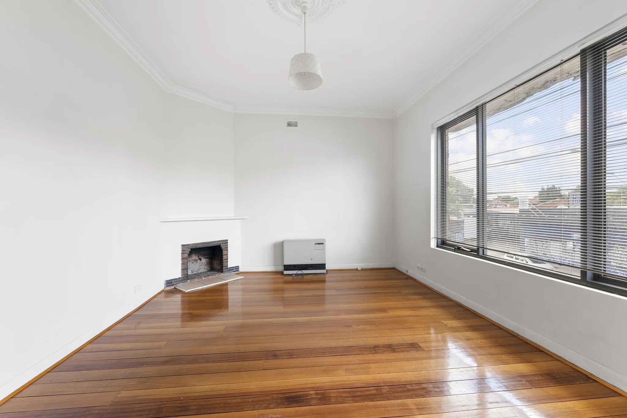625 High St, Thornbury for lease Interior Photo- Image 1 of 3
