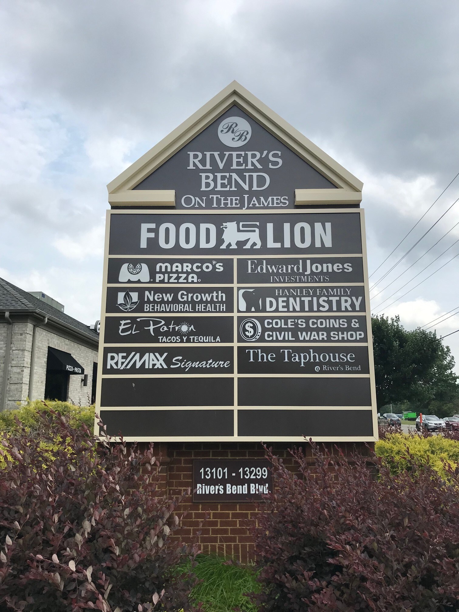 1310113231 Rivers Bend Blvd, Chester, VA 23836 River's Bend Shopping