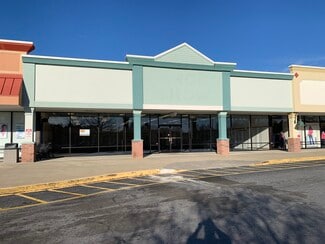 More details for 250 Highlands Square Dr, Hendersonville, NC - Retail for Lease