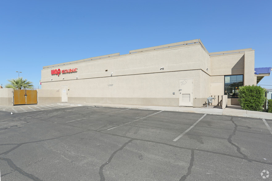 4860 Boulder Hwy, Las Vegas, NV for lease - Building Photo - Image 3 of 11