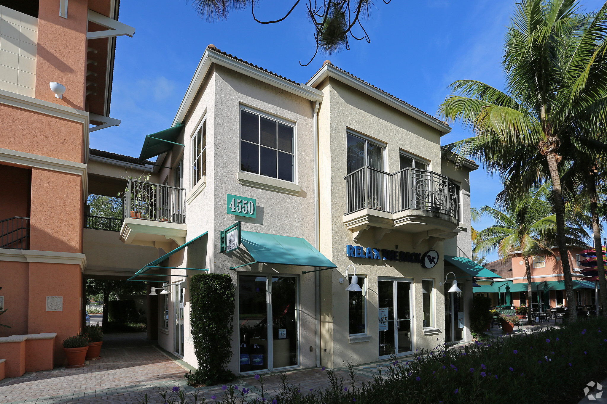 4550 Pga Blvd, Palm Beach Gardens, FL for lease Building Photo- Image 1 of 6