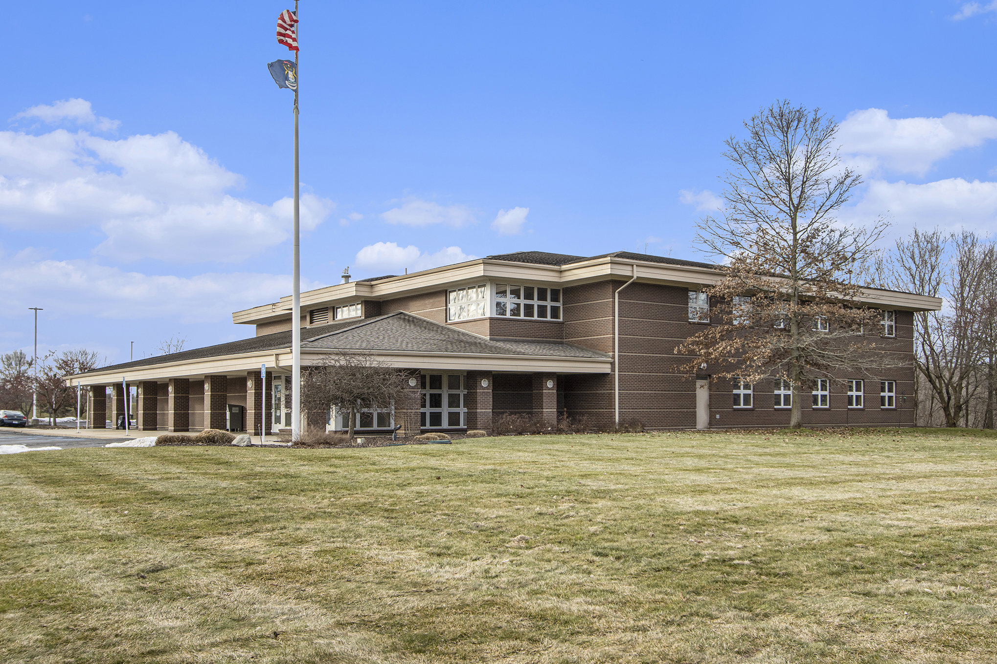 7953 Adobe Rd, Kalamazoo, MI for sale Building Photo- Image 1 of 42