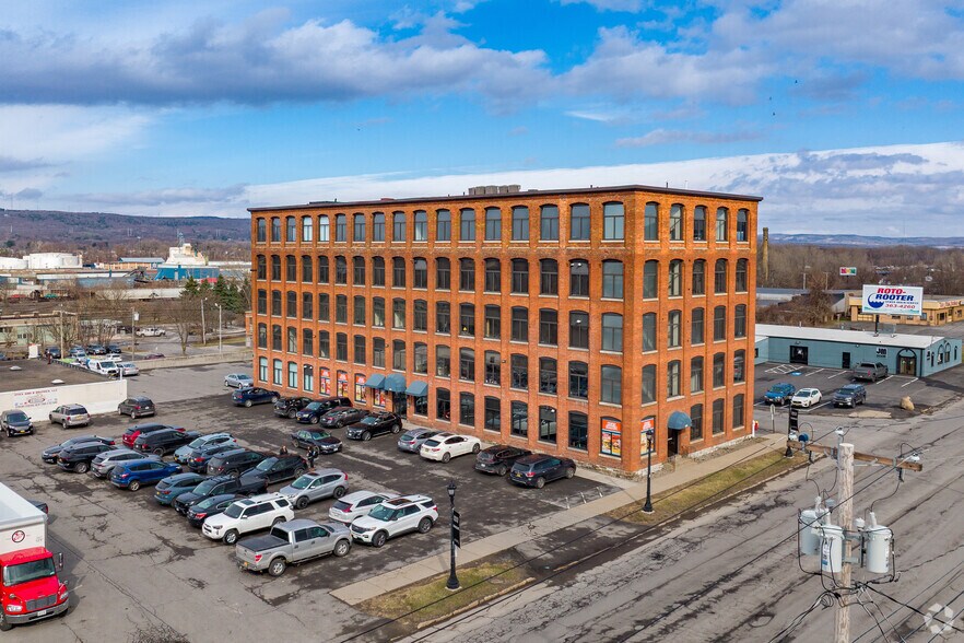 421 Broad St, Utica, NY for sale - Primary Photo - Image 1 of 1