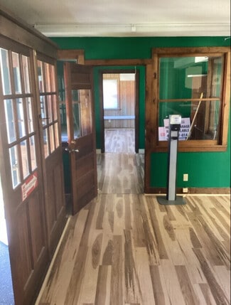 More details for 12 Elm St, Hatfield, MA - Office for Lease