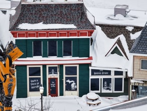 102-258 S Huron Ave, Mackinaw City, MI for lease Building Photo- Image 1 of 3