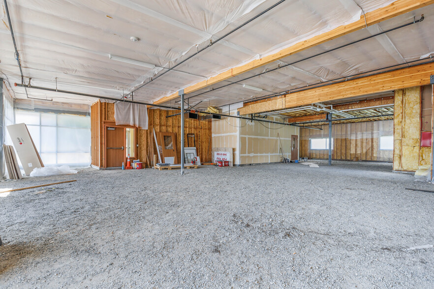 6802 W Rio Grande Ave, Kennewick, WA for lease - Interior Photo - Image 3 of 7