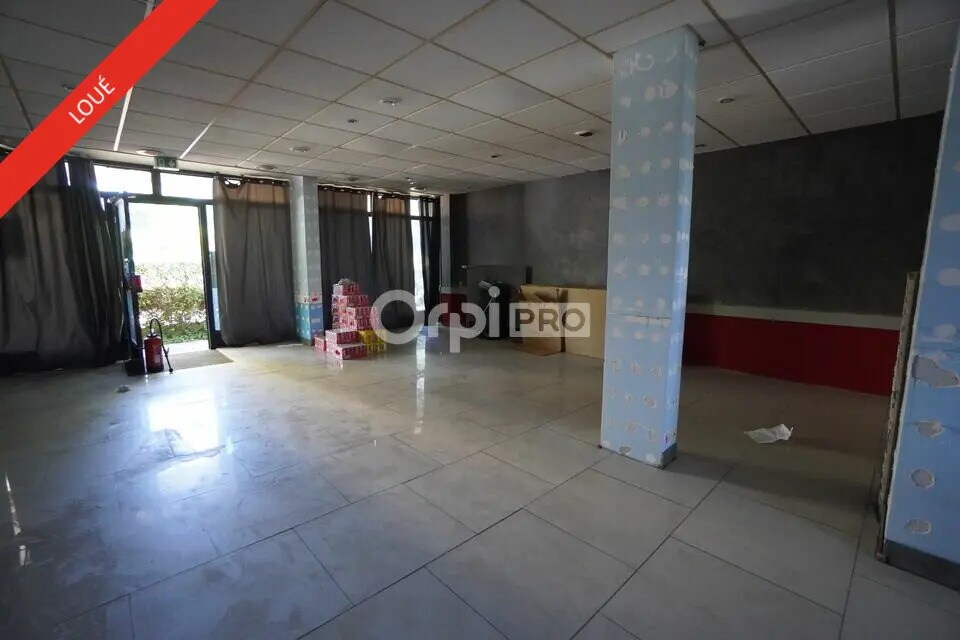 Retail in Dijon for lease Building Photo- Image 1 of 4