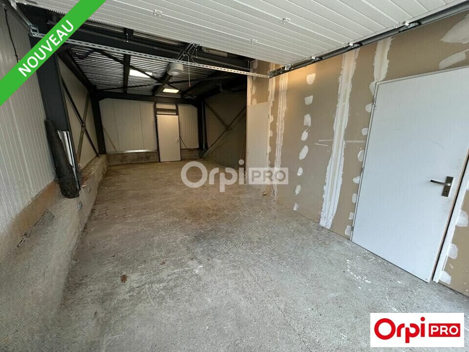 Flex in Saint-Péray for lease Interior Photo- Image 1 of 5