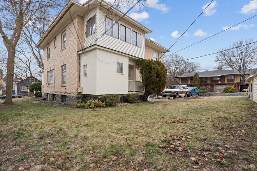 1733 W 10th Ave, Spokane, WA for sale - Building Photo - Image 3 of 7
