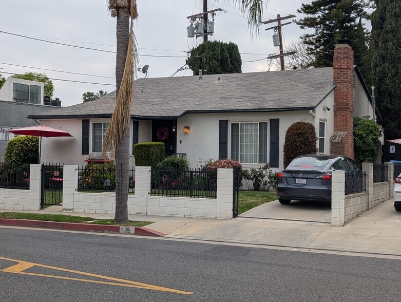 7313 Santa Monica Blvd, West Hollywood, CA for sale - Building Photo - Image 2 of 19