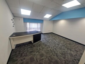 Marshlands Rd, Portsmouth for lease Interior Photo- Image 1 of 17