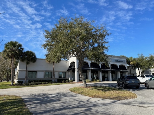 298 S Yonge St, Ormond Beach, FL for lease Building Photo- Image 1 of 6