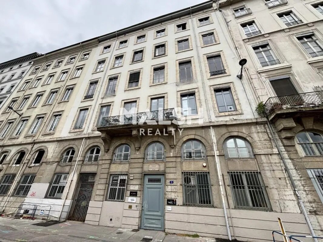 Office in Lyon for lease Building Photo- Image 1 of 8