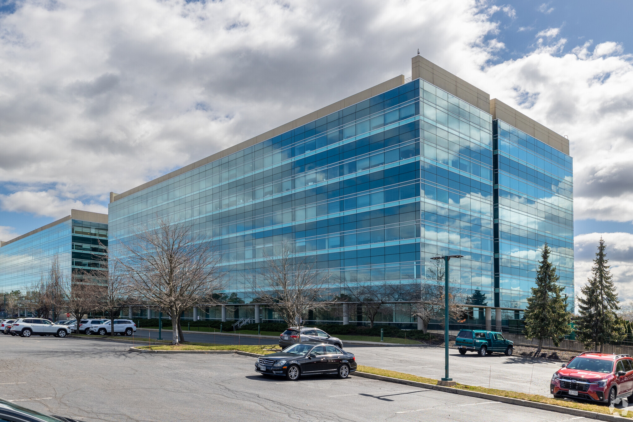 100 Motor Pkwy, Hauppauge, NY 11788 - Office for Lease | LoopNet