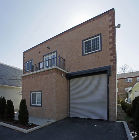 19 E Centre St, Nutley, NJ for lease - Building Photo - Image 2 of 12