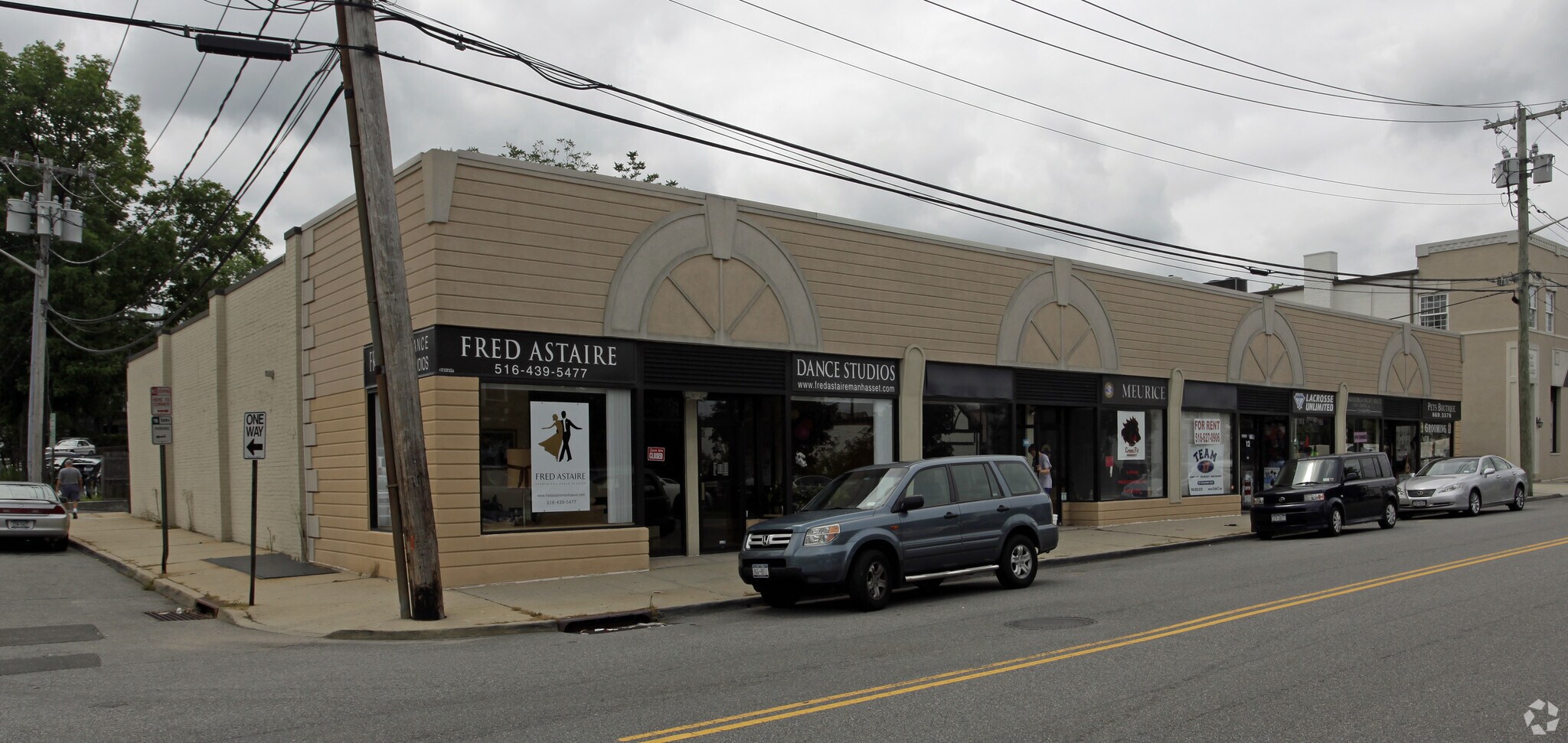 822 Park Ave, Manhasset, NY 11030 Retail For Sale