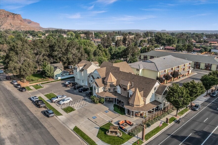 190 N 300 W, Kanab, UT for sale - Primary Photo - Image 3 of 24