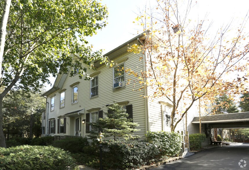 135 Main St, Lebanon, NJ for sale - Primary Photo - Image 1 of 1