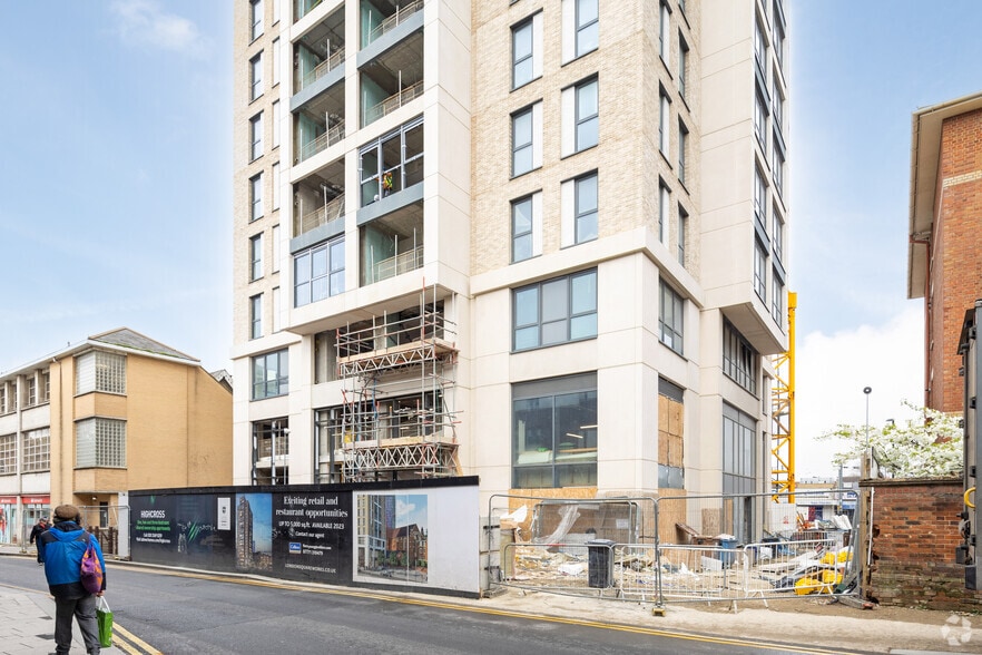 6-44 Station Rd, Croydon for lease - Building Photo - Image 3 of 3