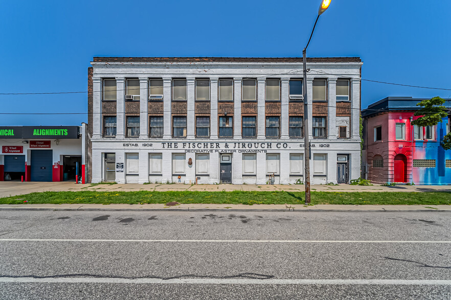 4821-4823 Superior Ave, Cleveland, OH for sale - Building Photo - Image 1 of 19