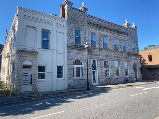 20 E Main St, Martinsville, VA for sale - Building Photo - Image 1 of 34