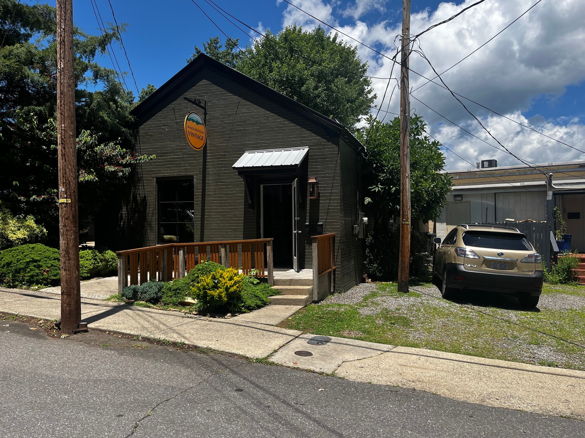 104 Church St, Black Mountain, NC for sale Building Photo- Image 1 of 5