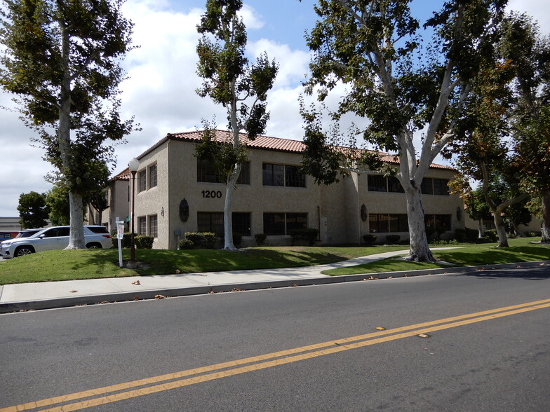 1200 Paseo Camarillo, Camarillo, CA for sale - Primary Photo - Image 1 of 10