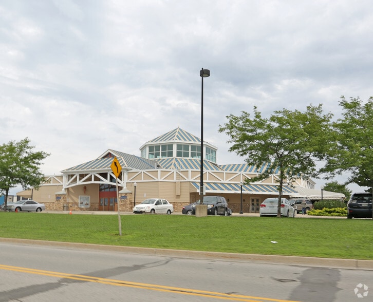 424 S Service Rd W, Grimsby, ON for lease - Building Photo - Image 1 of 18