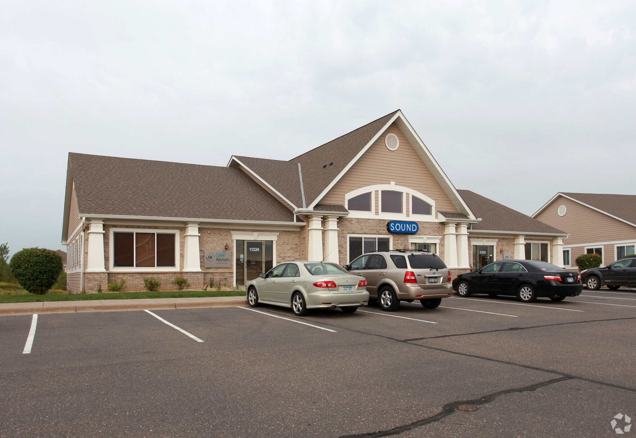 11322-1 86th Ave, Maple Grove, MN for sale Primary Photo- Image 1 of 1