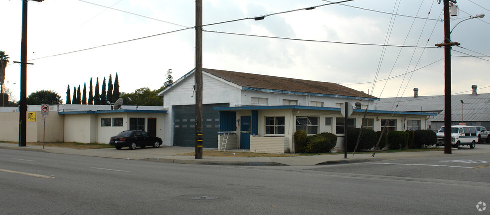 11435 Downey Ave, Downey, CA for sale - Primary Photo - Image 1 of 1