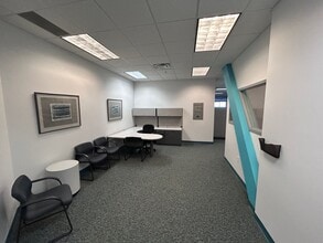 306 W Michigan St, Duluth, MN for lease Interior Photo- Image 1 of 13