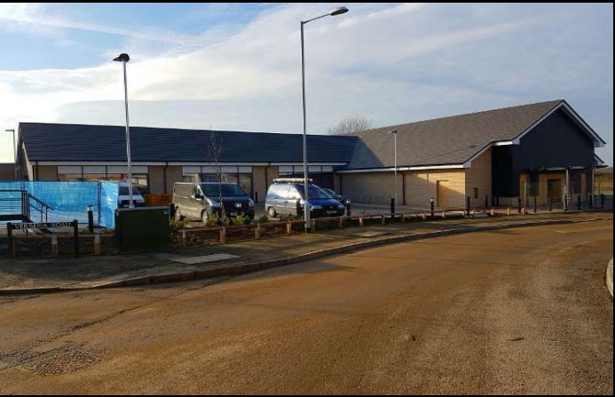 Dragonfly Ln, Norwich for sale - Primary Photo - Image 1 of 1