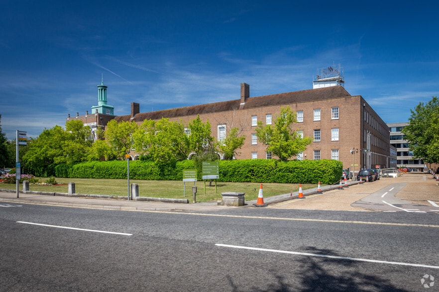 Pegs Ln, Hertford for lease - Building Photo - Image 3 of 4