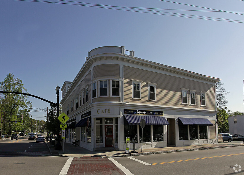 770 Washington St, Holliston, MA for sale - Primary Photo - Image 1 of 1