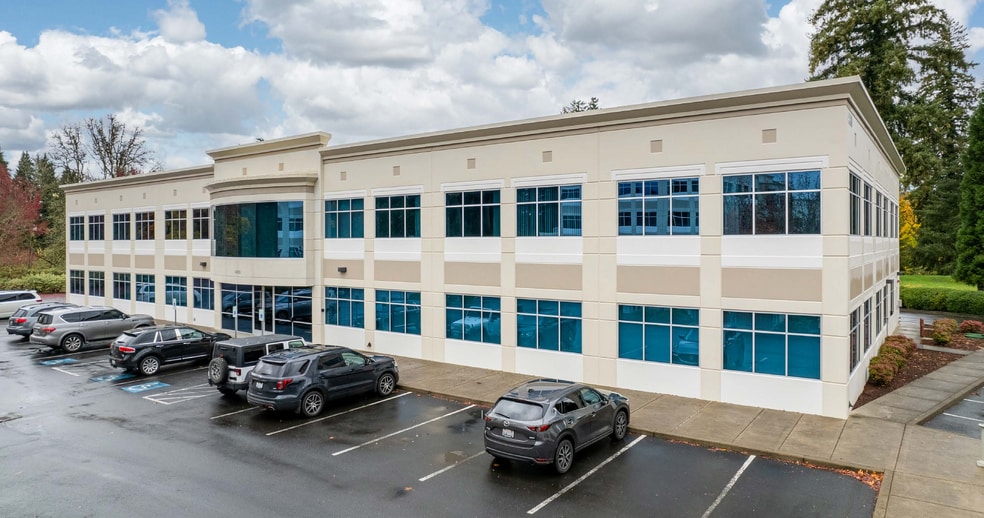 4800 NW Camas Meadows Dr, Camas, WA for lease - Building Photo - Image 1 of 6