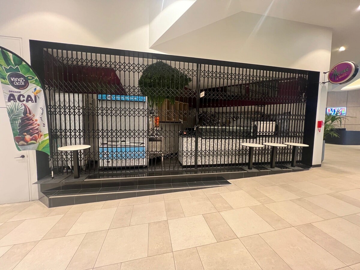 530 Little Collins St, Melbourne, VIC 3000 - Unit Shop 11 - - Interior Photo - Image 1 of 3