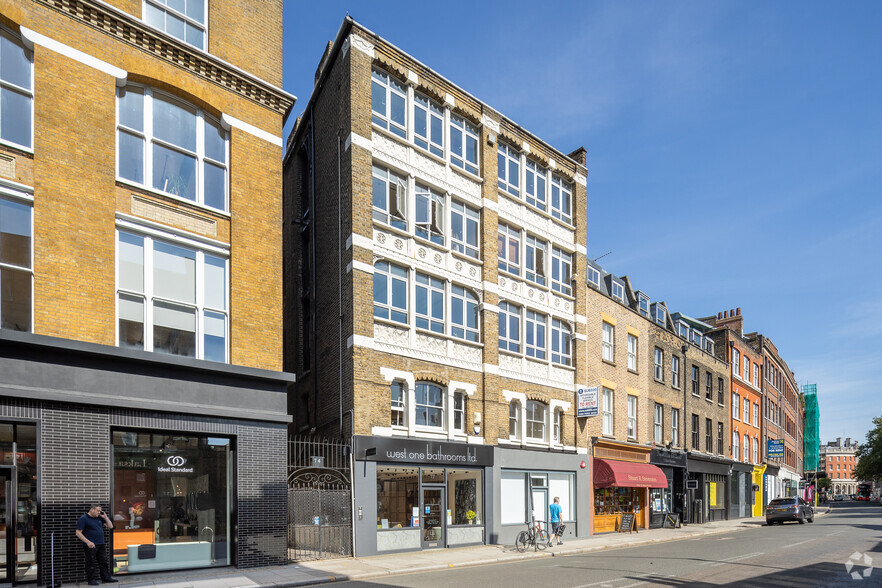 70-74 Clerkenwell Rd, London for lease - Primary Photo - Image 1 of 3