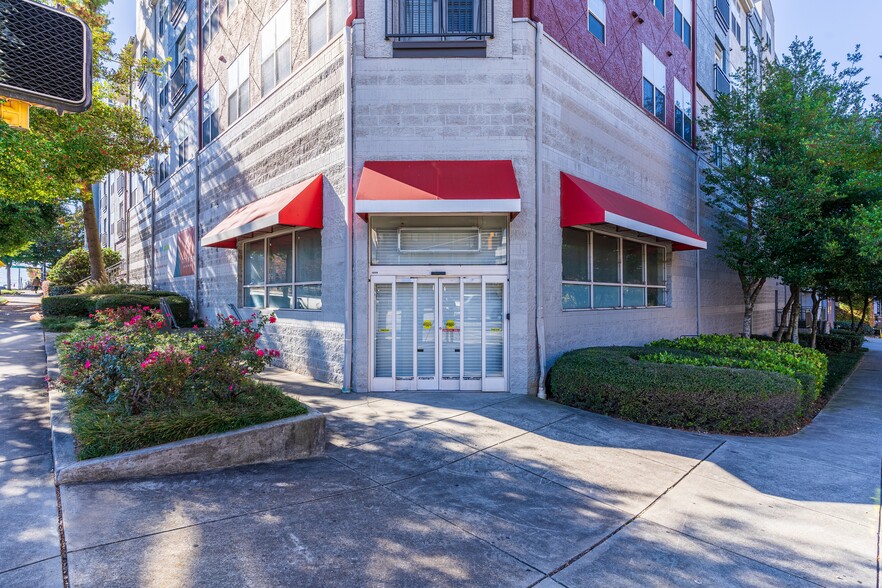 439 Highland Ave NE, Atlanta, GA for lease - Building Photo - Image 1 of 4