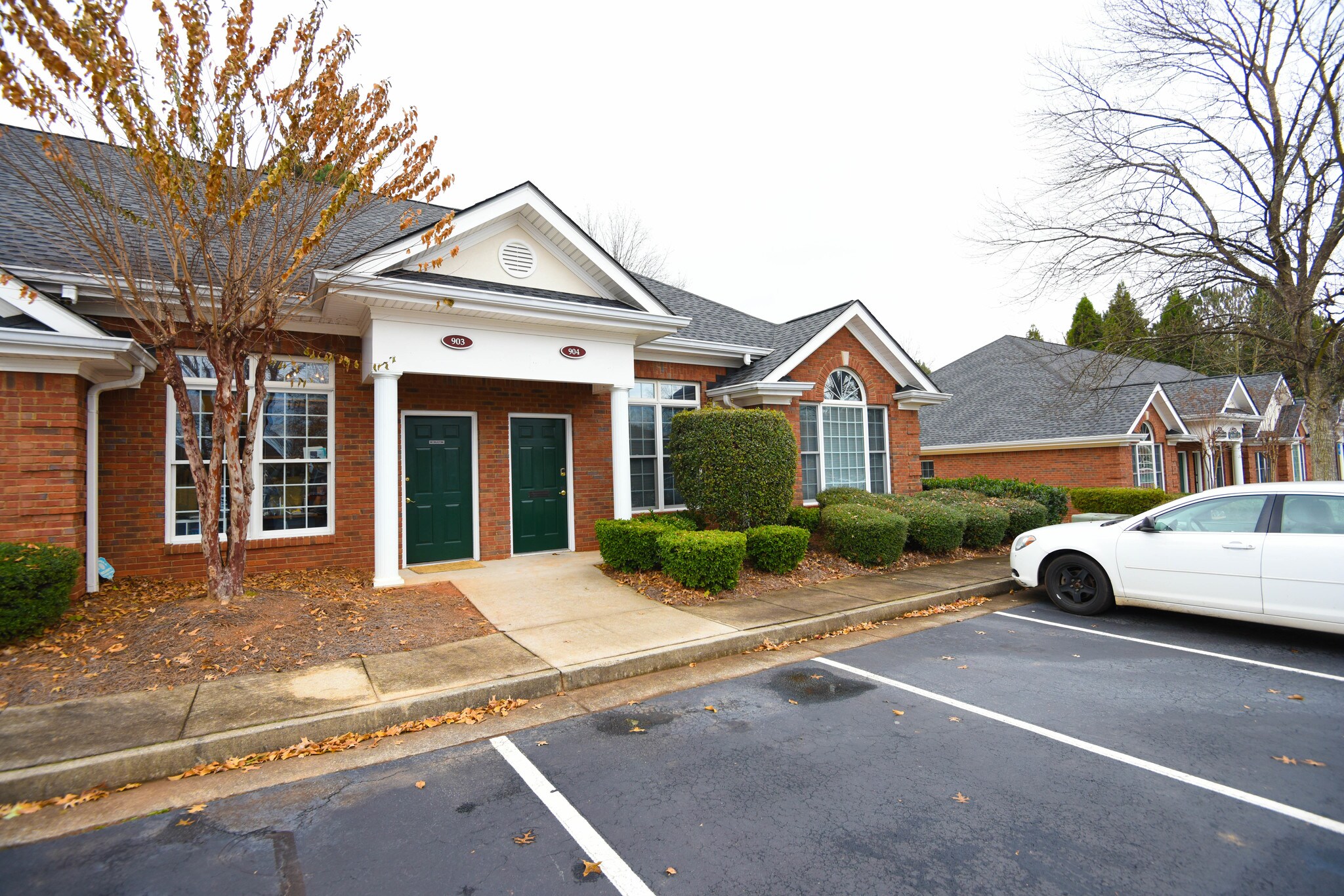 701 Macy Dr, Roswell, GA for sale Other- Image 1 of 1