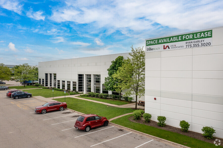 375 W South Frontage Rd, Bolingbrook, IL for lease - Building Photo - Image 2 of 5