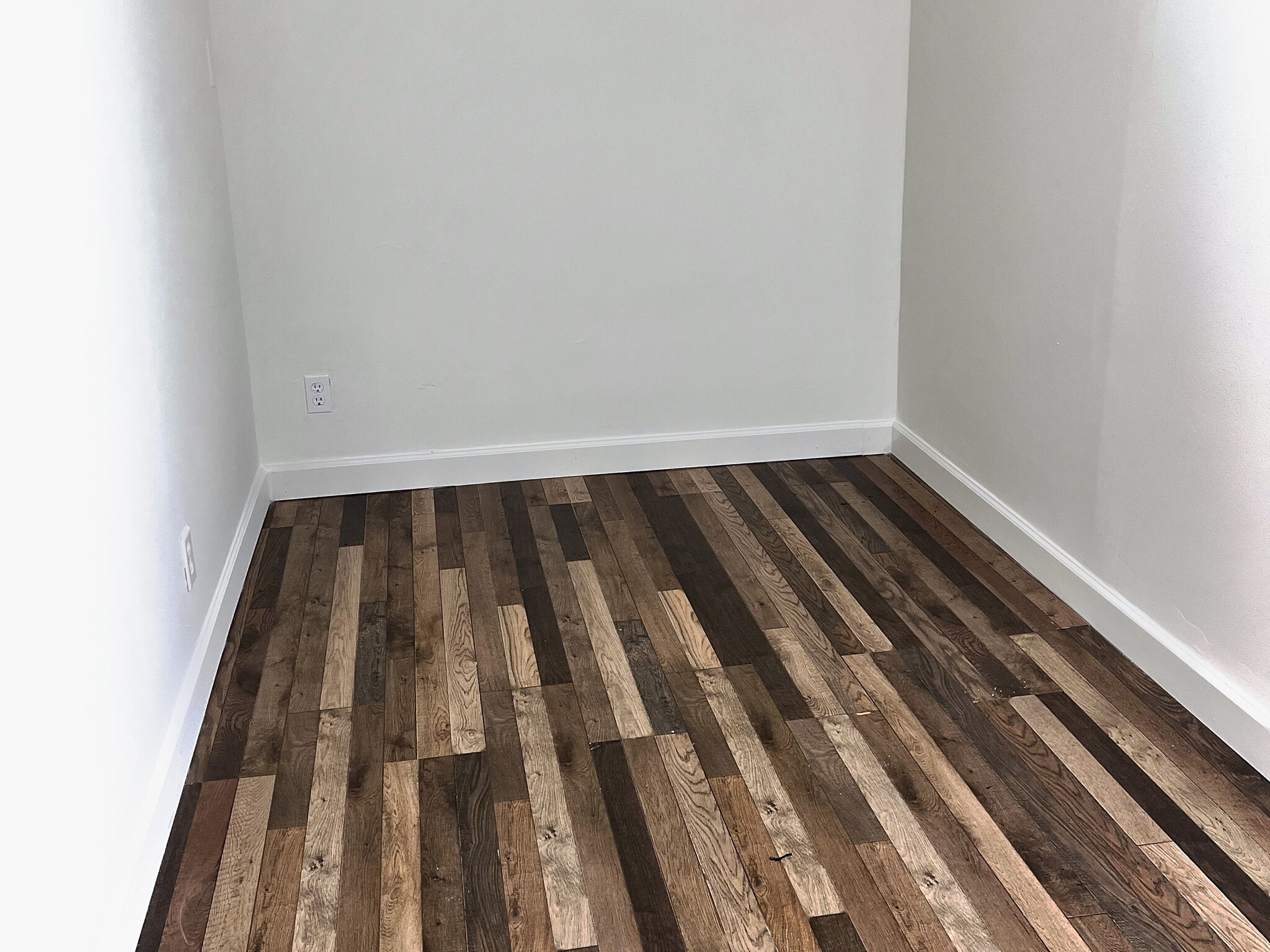 1360-1366 S 5th St, Saint Charles, MO for lease Interior Photo- Image 1 of 6