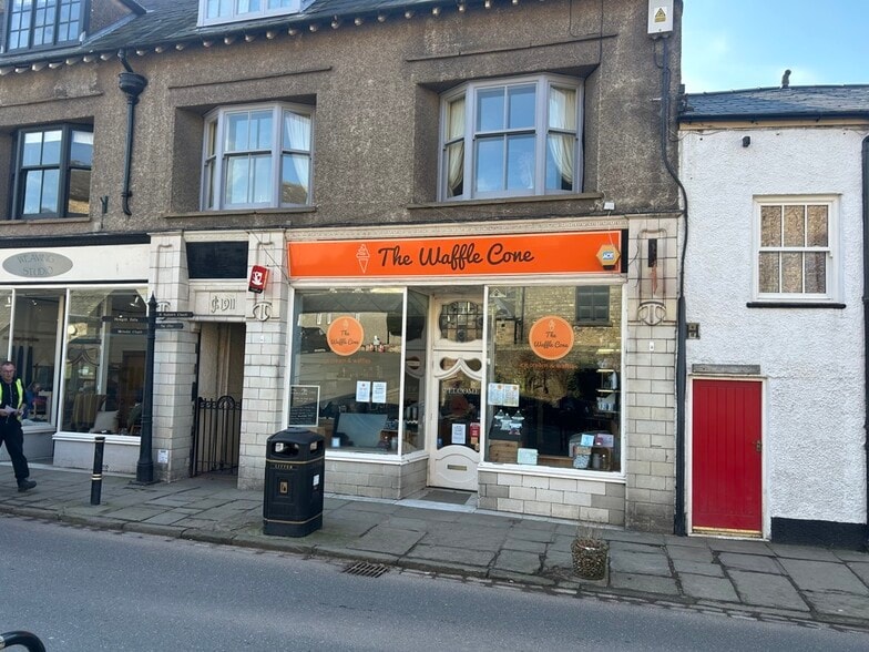 73 Main St, Sedbergh for lease - Building Photo - Image 1 of 1