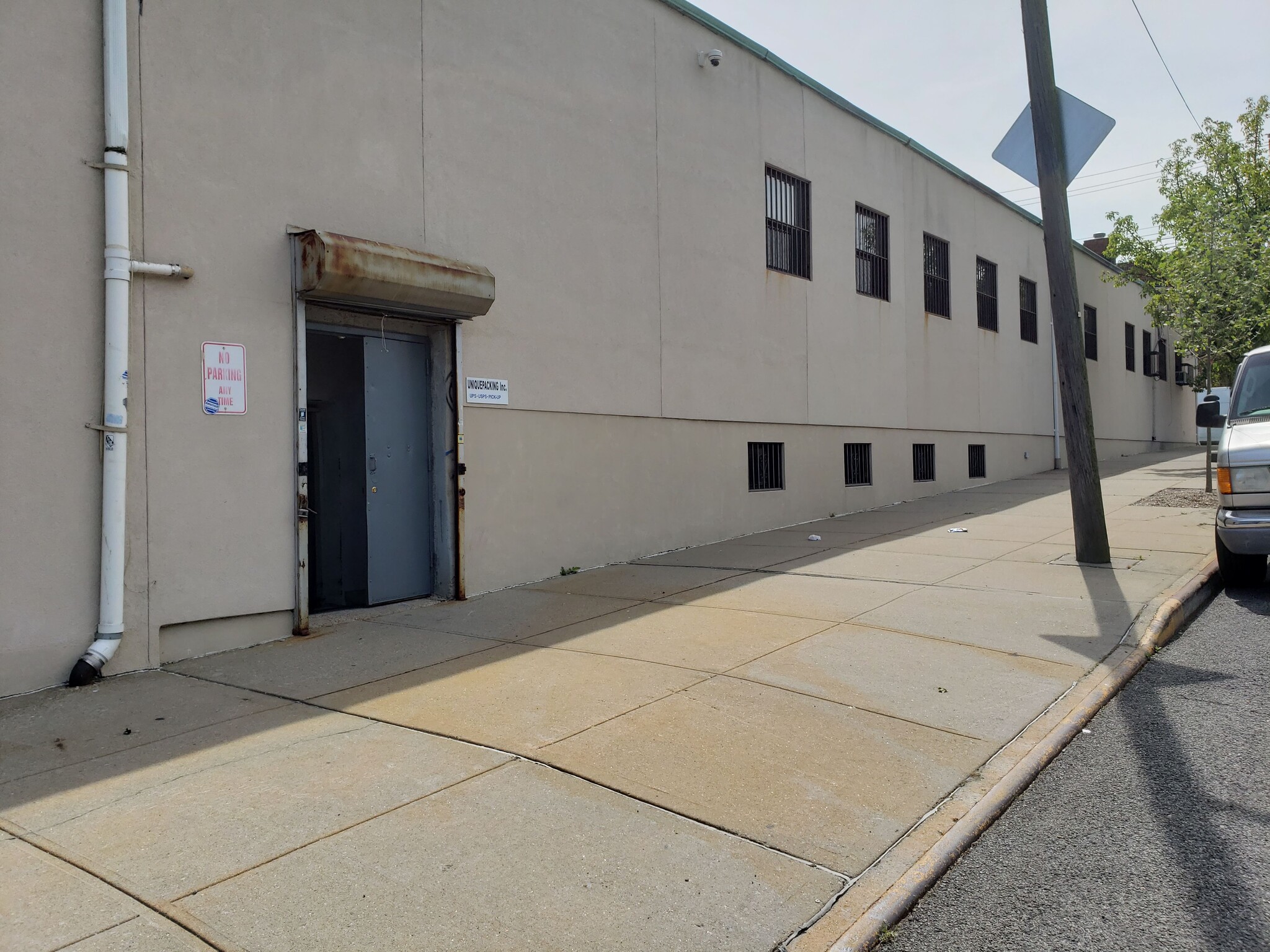 12902 15th Ave, College Point, NY for lease Primary Photo- Image 1 of 4