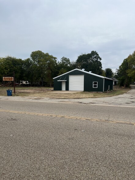 304 W Tyler St, Athens, TX for sale - Building Photo - Image 2 of 5